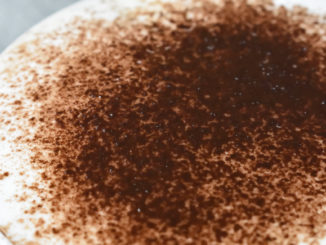 Leckerer Milchschaum - das haben Cappuccino, Caffè latte und heiße Milch gemeinsam.